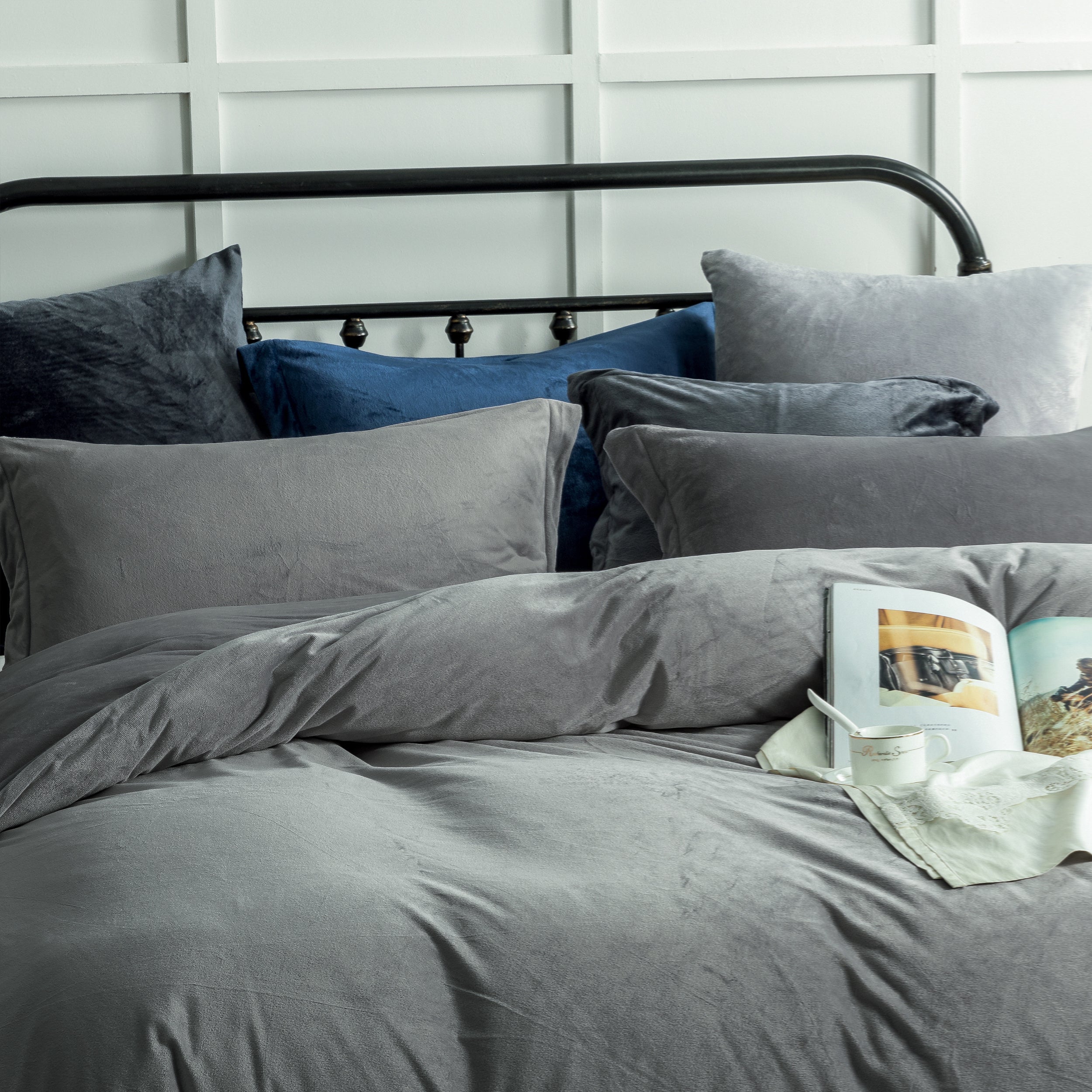 3 Pieces Soft and Fluffy Velvet Duvet Cover Set