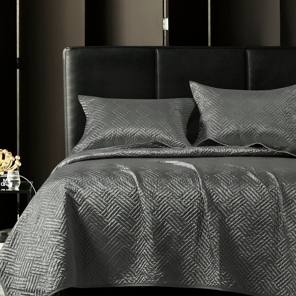 Luxurious and Soft Satin Quilt Set, Quilt + Pillow Sham