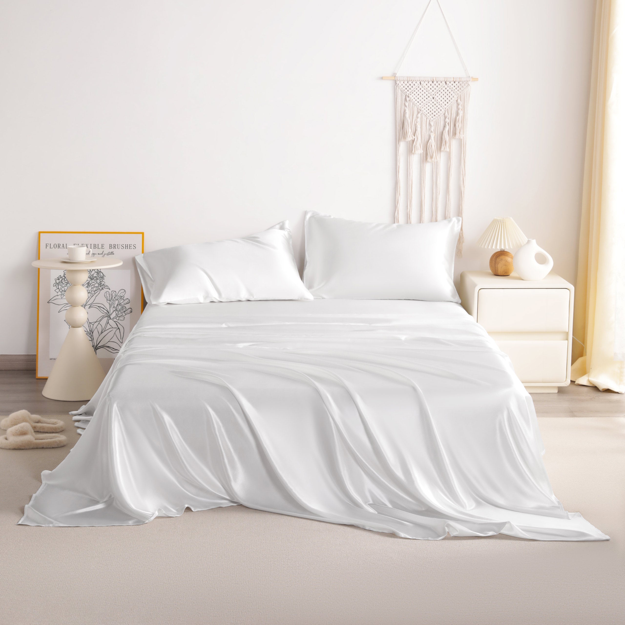 4 Pieces Luxury and Silky Smooth Satin Bed Sheet Set