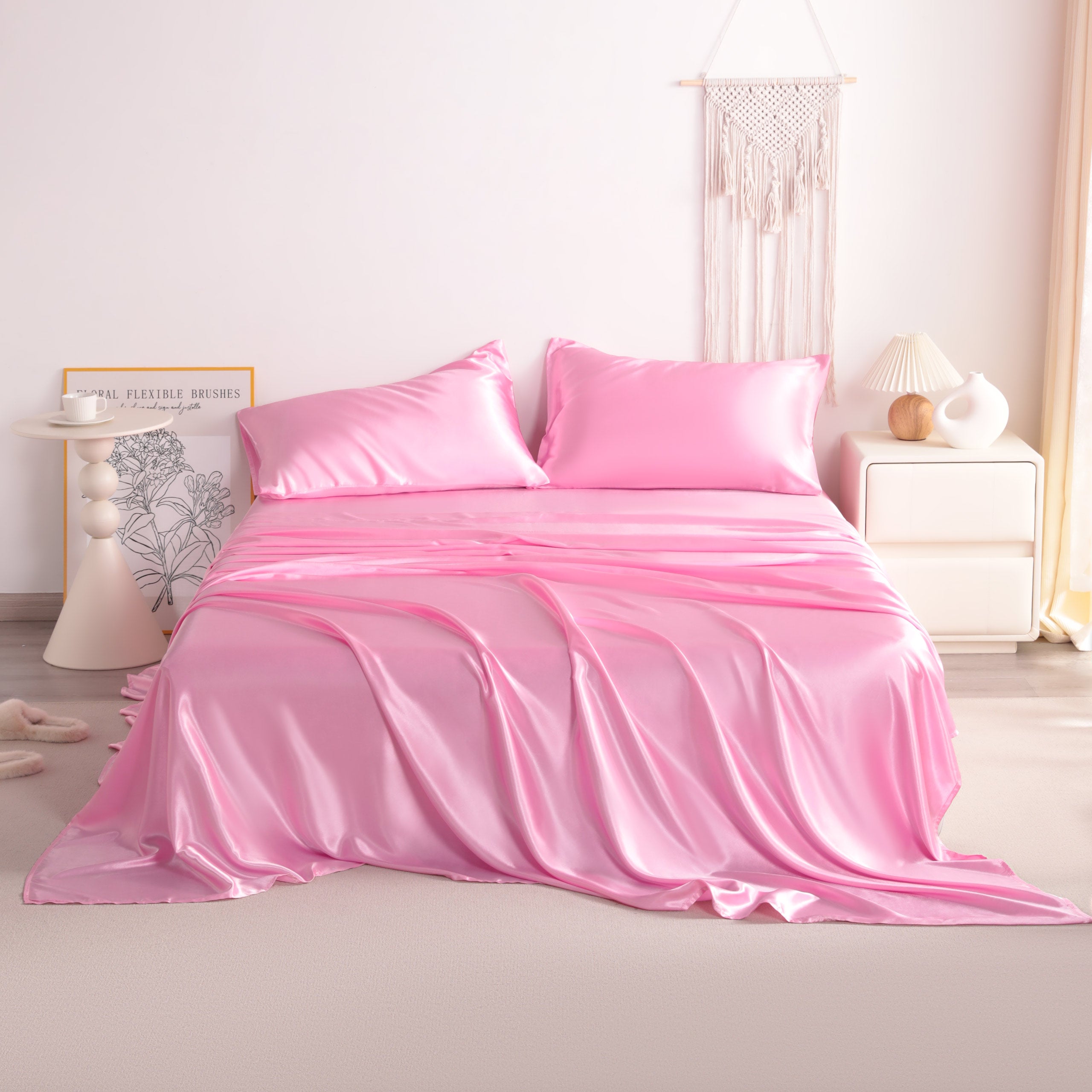 4 Pieces Luxury and Silky Smooth Satin Bed Sheet Set
