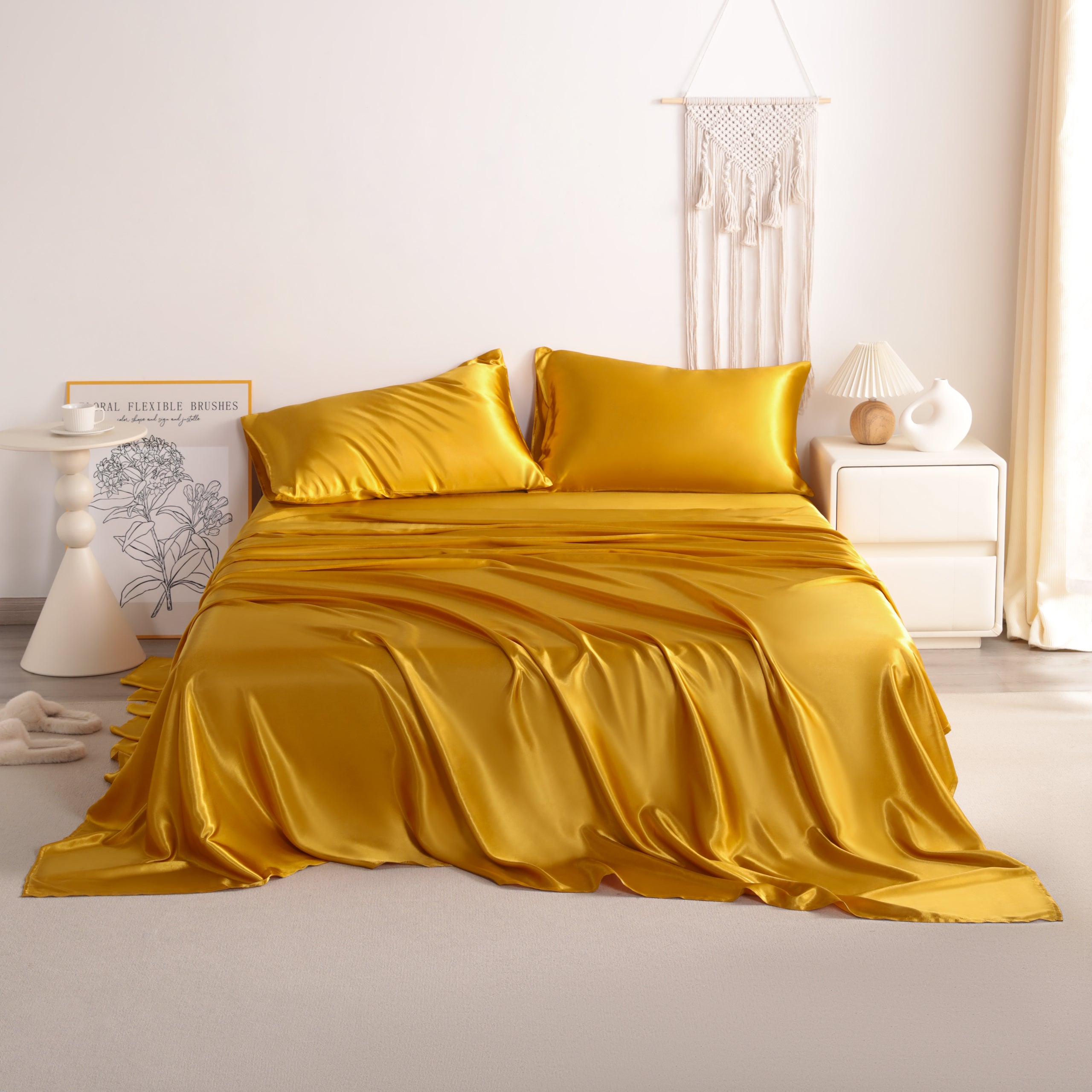4 Pieces Luxury and Silky Smooth Satin Bed Sheet Set