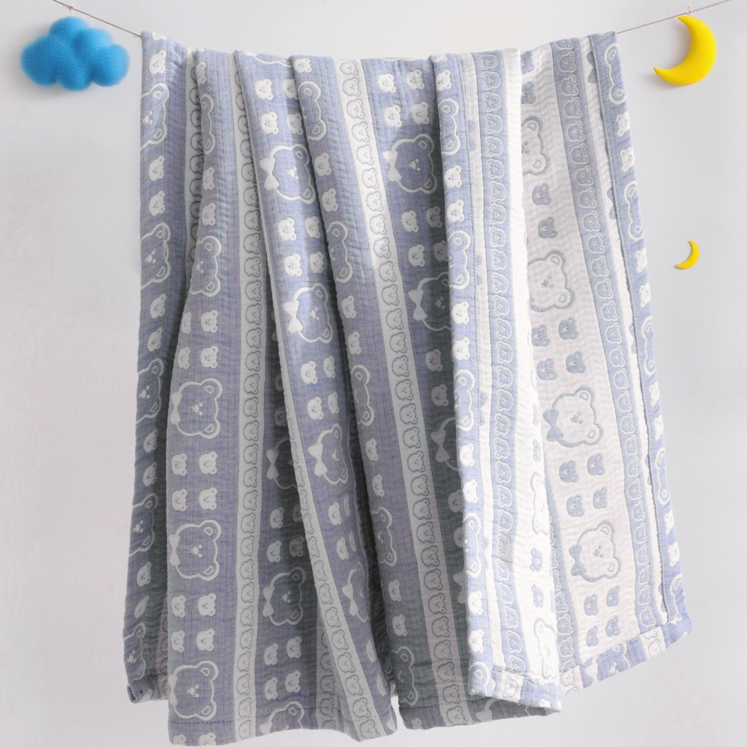 3 Layer Toddler Warm and Skin-friendly Toddler Blanket