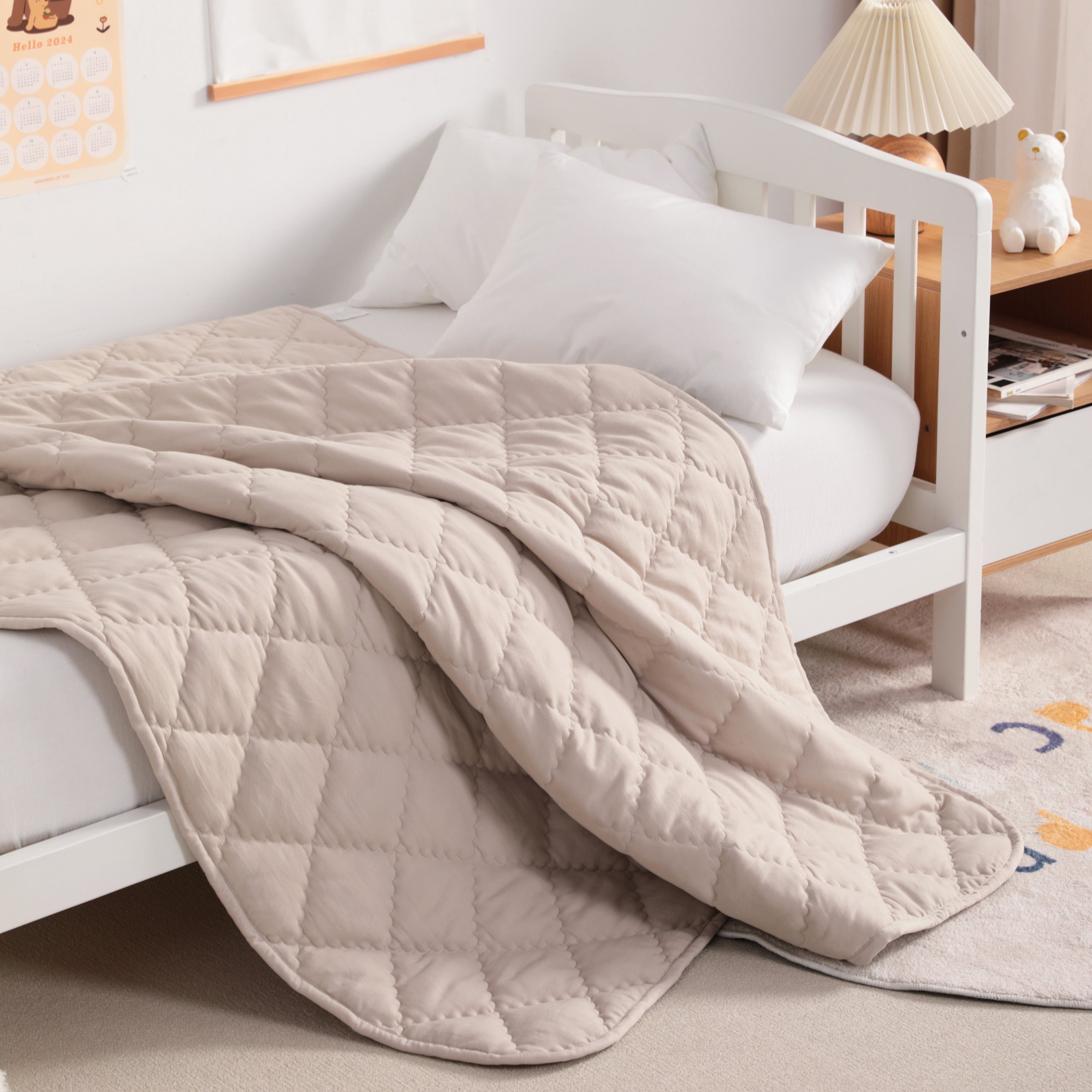 Down Alternative Lightweight Cozy Toddler Comforter