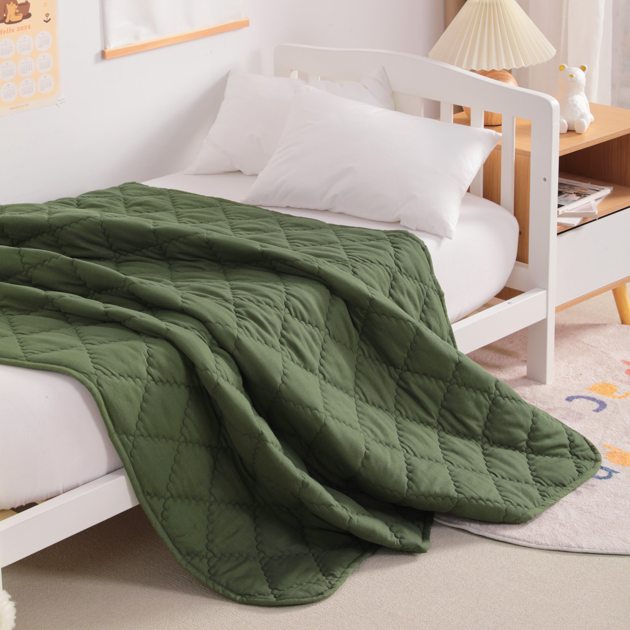 Down Alternative Lightweight Cozy Toddler Comforter