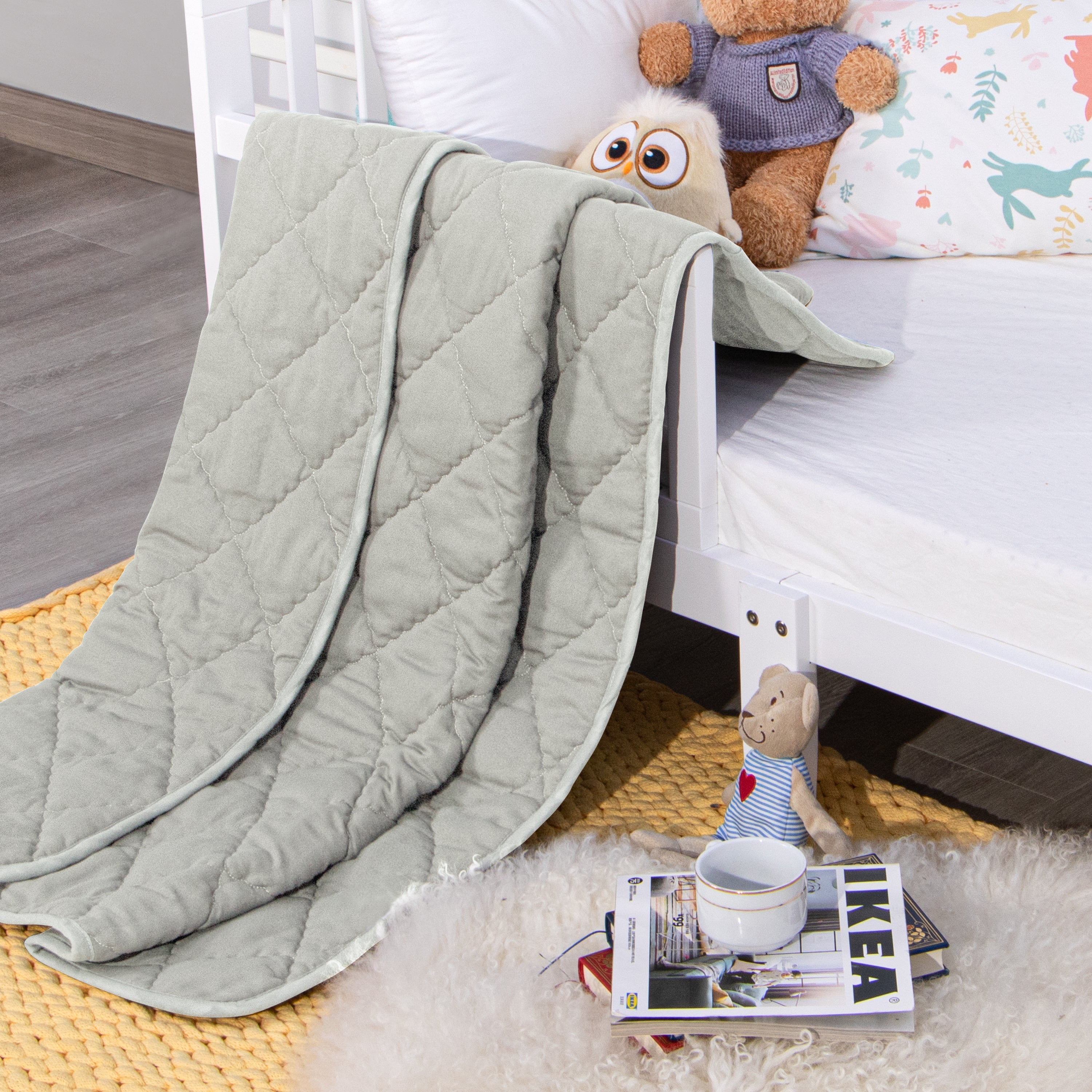 Down Alternative Lightweight Cozy Toddler Comforter