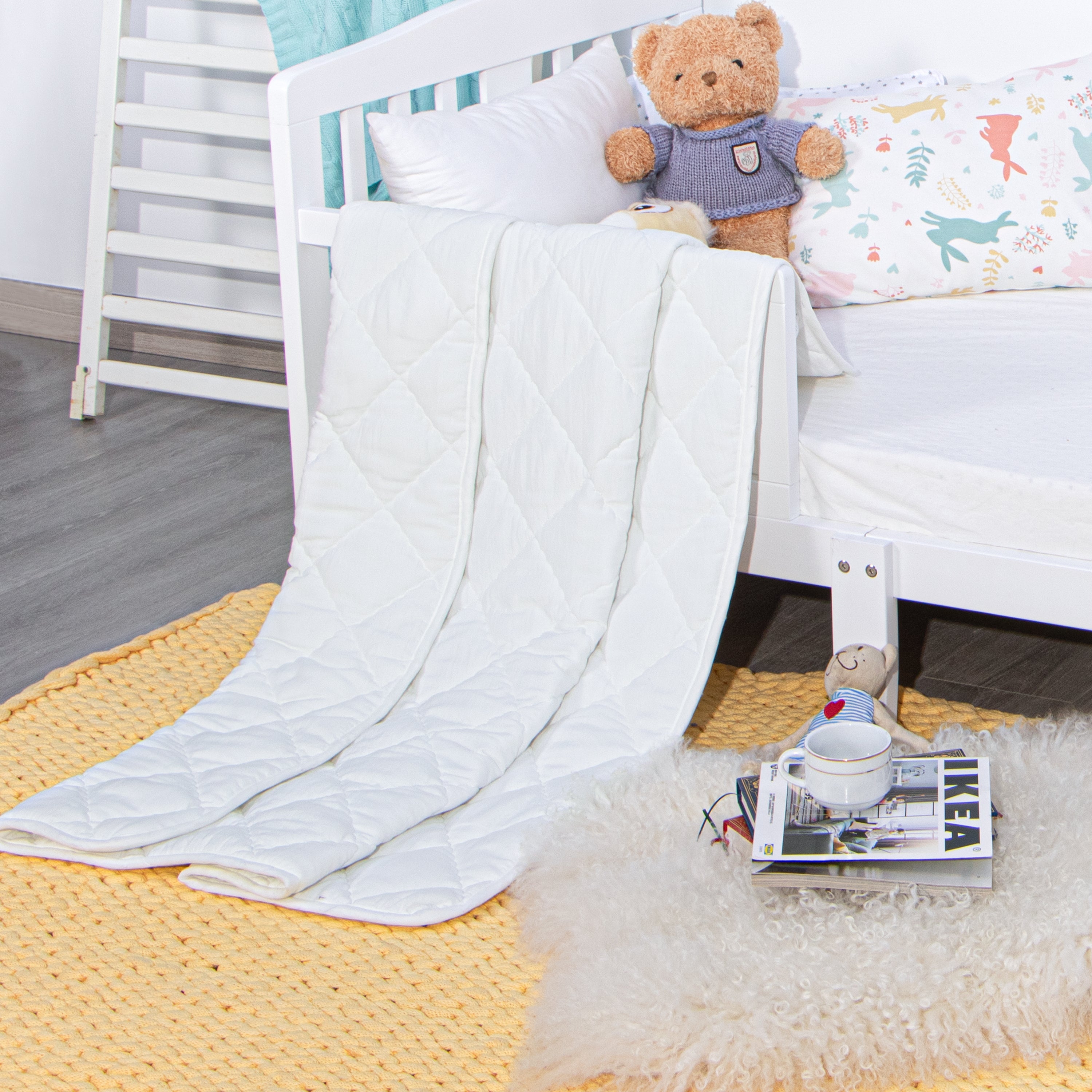 Down Alternative Lightweight Cozy Toddler Comforter