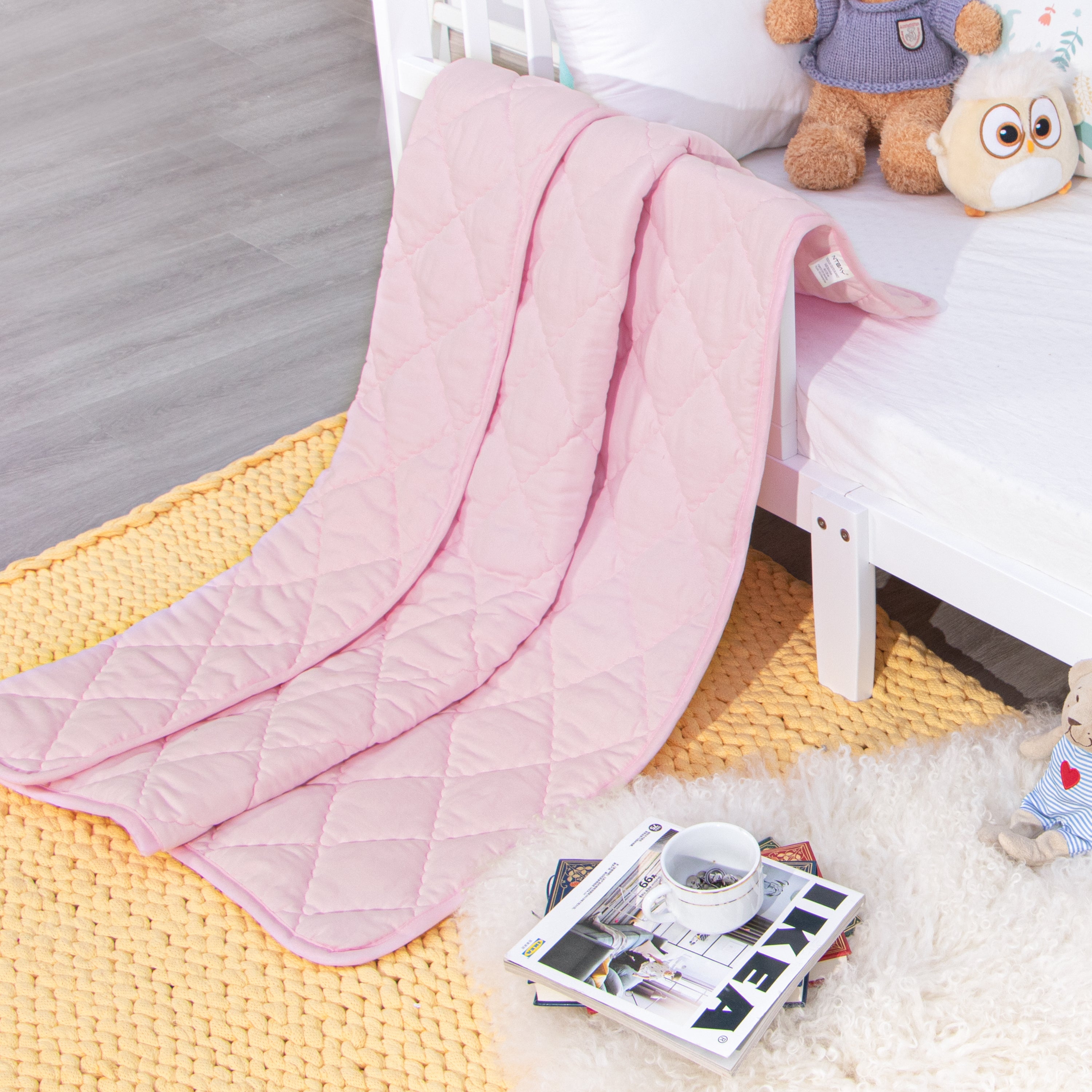 Down Alternative Lightweight Cozy Toddler Comforter