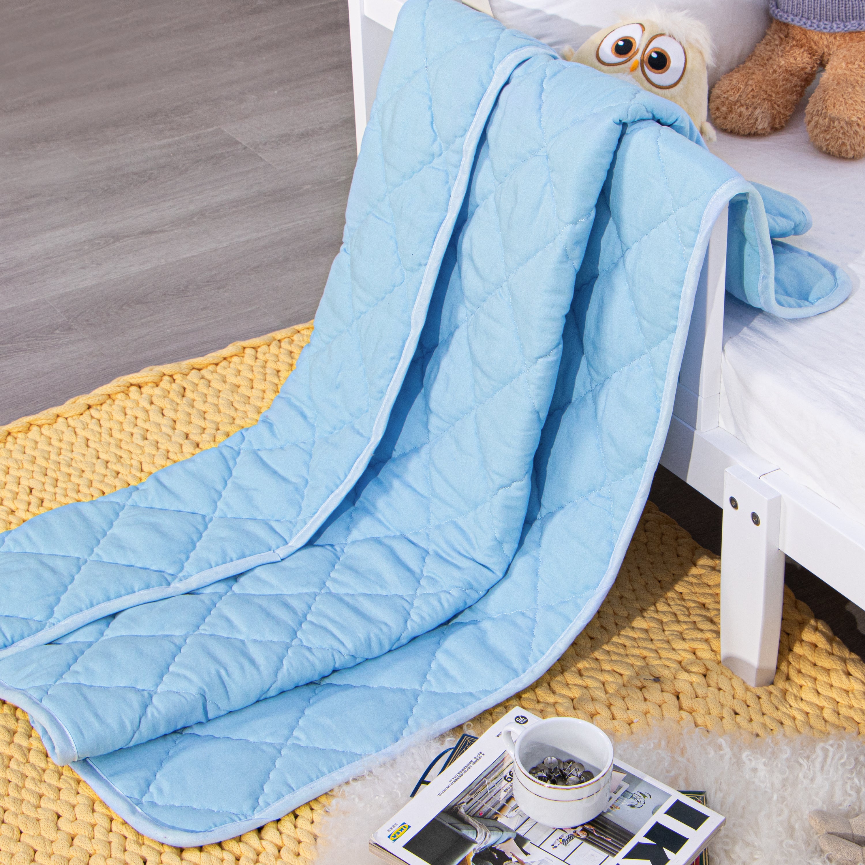 Down Alternative Lightweight Cozy Toddler Comforter