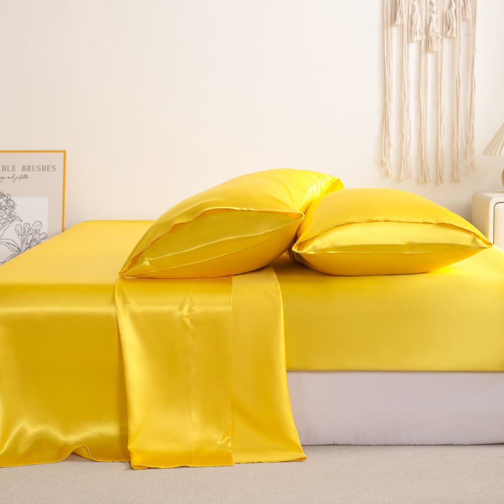 4 Pieces Luxury and Silky Smooth Satin Bed Sheet Set